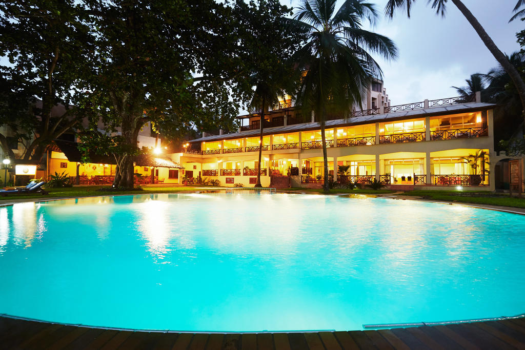 Neptune Beach Resort Bamburi Exterior photo